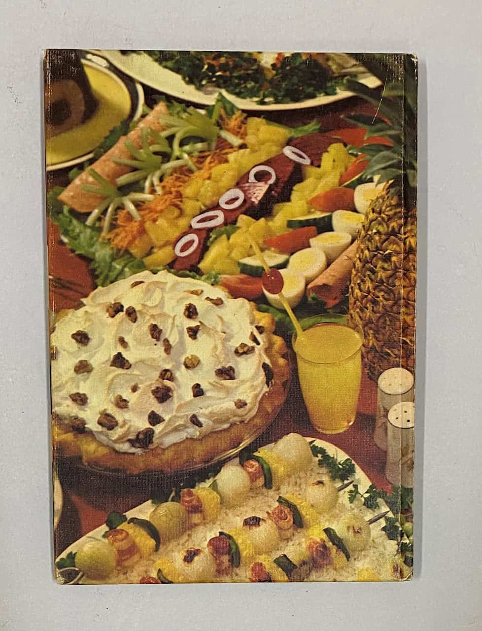 Golden Circle Tropical Cookery Book, HB, 1960s - Image 7