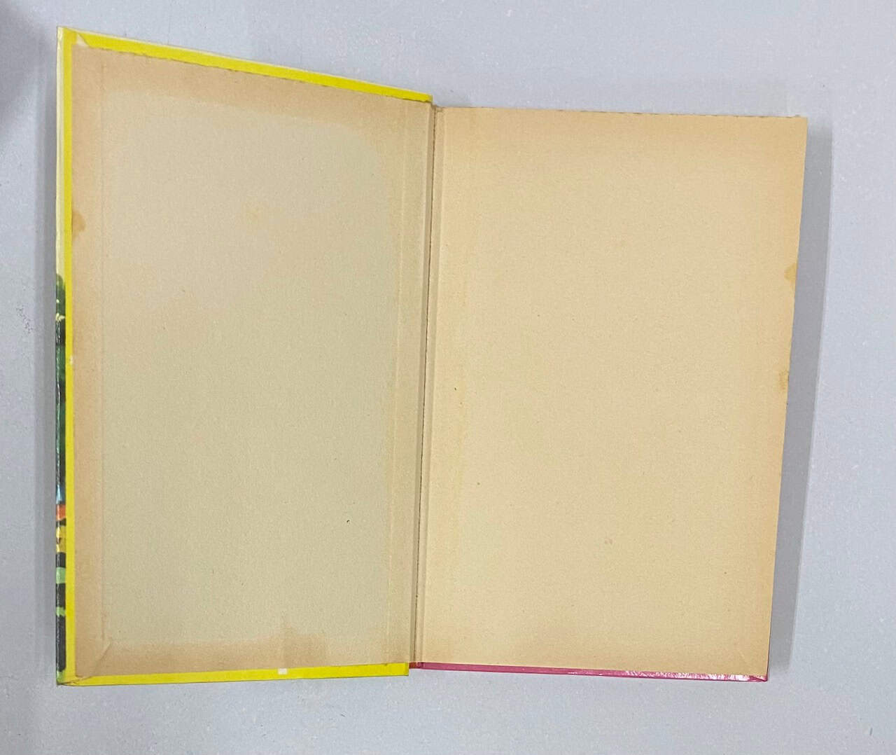 Susan's Helping Hand, Jane Shaw, HB 1968 edition - Image 2