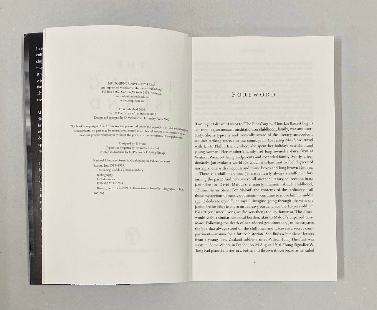 The Facing Island, A Personal History by Jan Bassett 2002 SC - Image 4